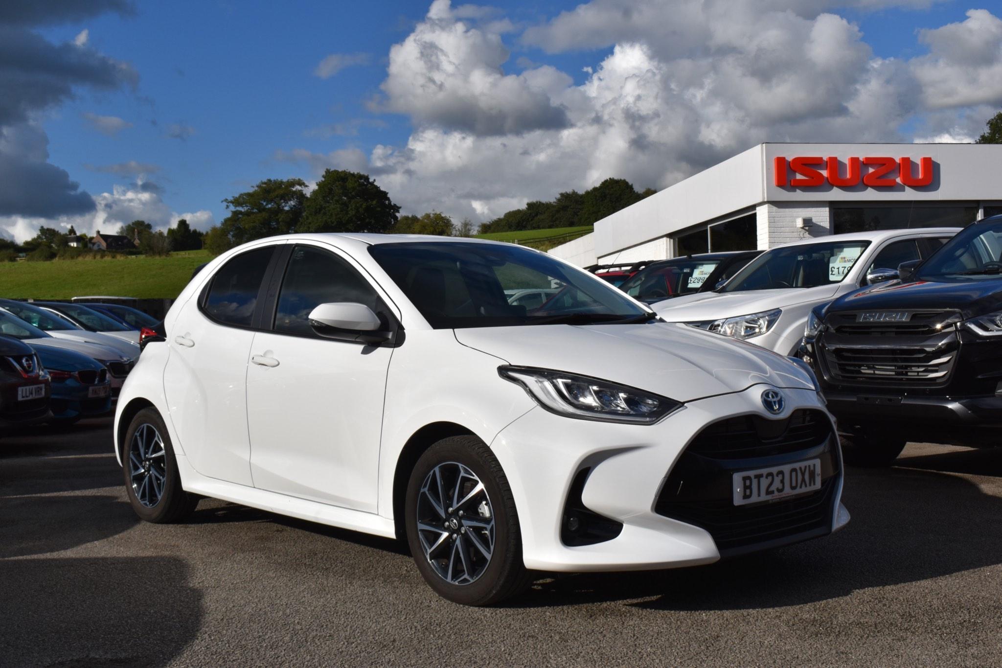 Main listing image - Toyota Yaris