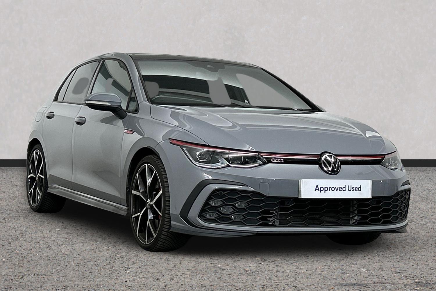 Main listing image - Volkswagen Golf