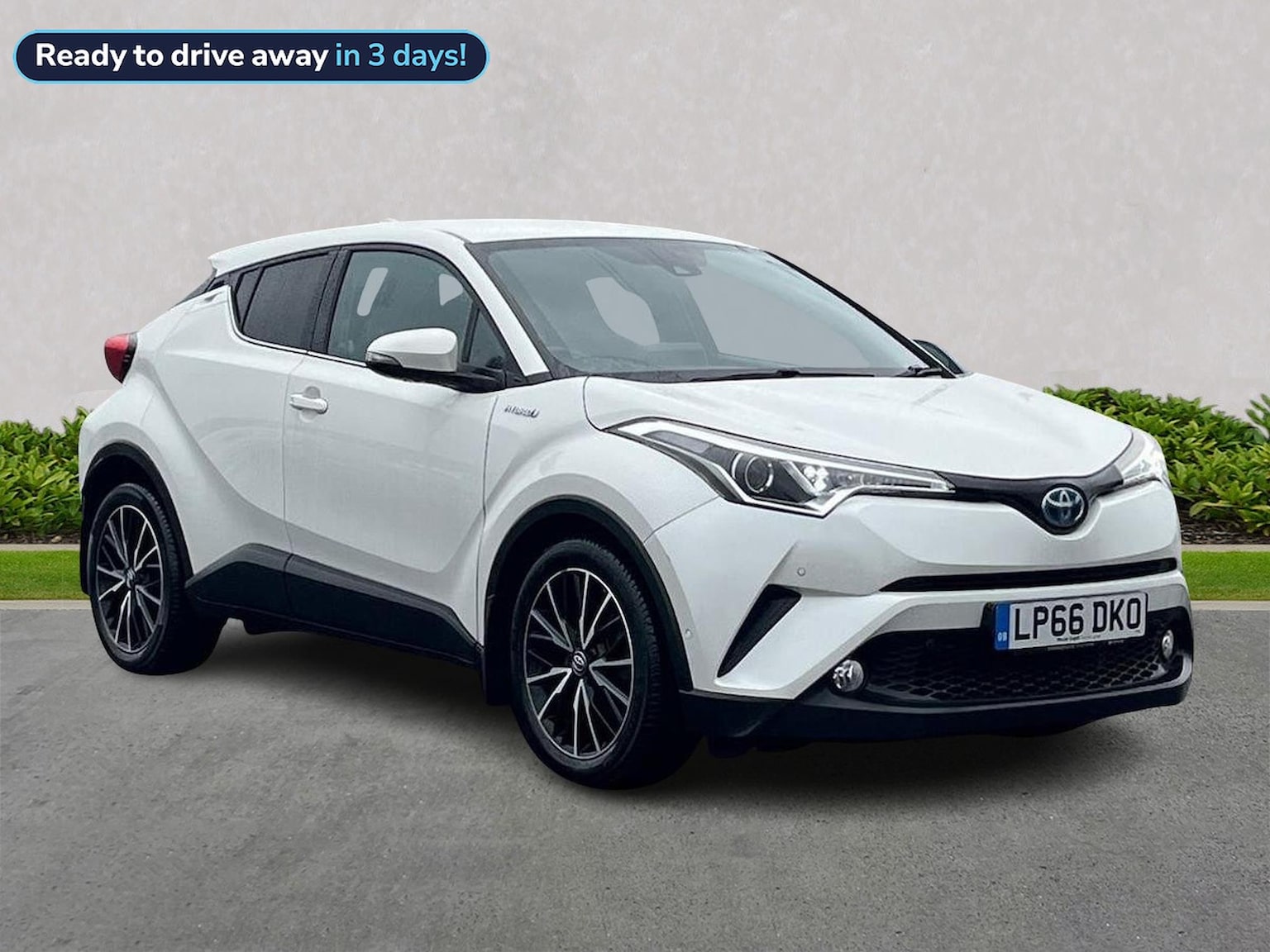 Main listing image - Toyota C-HR