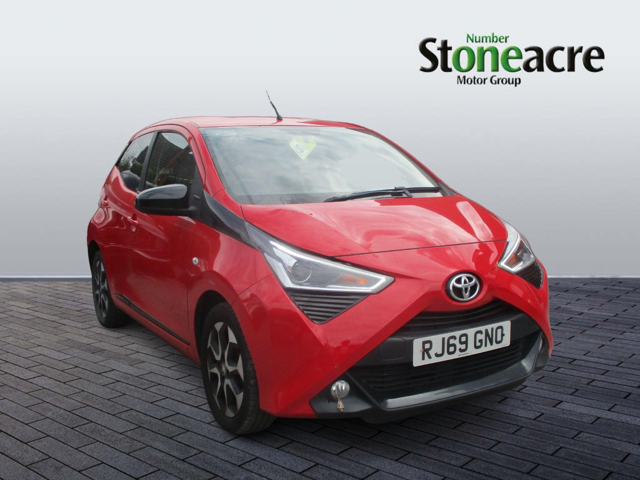 Main listing image - Toyota Aygo