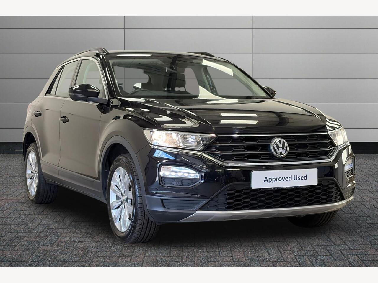 Main listing image - Volkswagen T-Roc