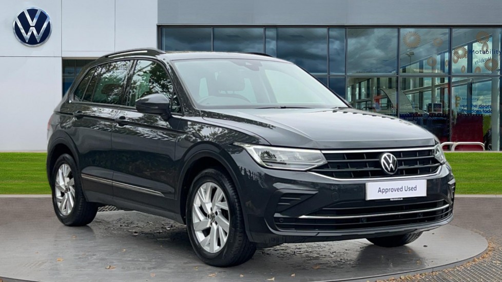 Main listing image - Volkswagen Tiguan