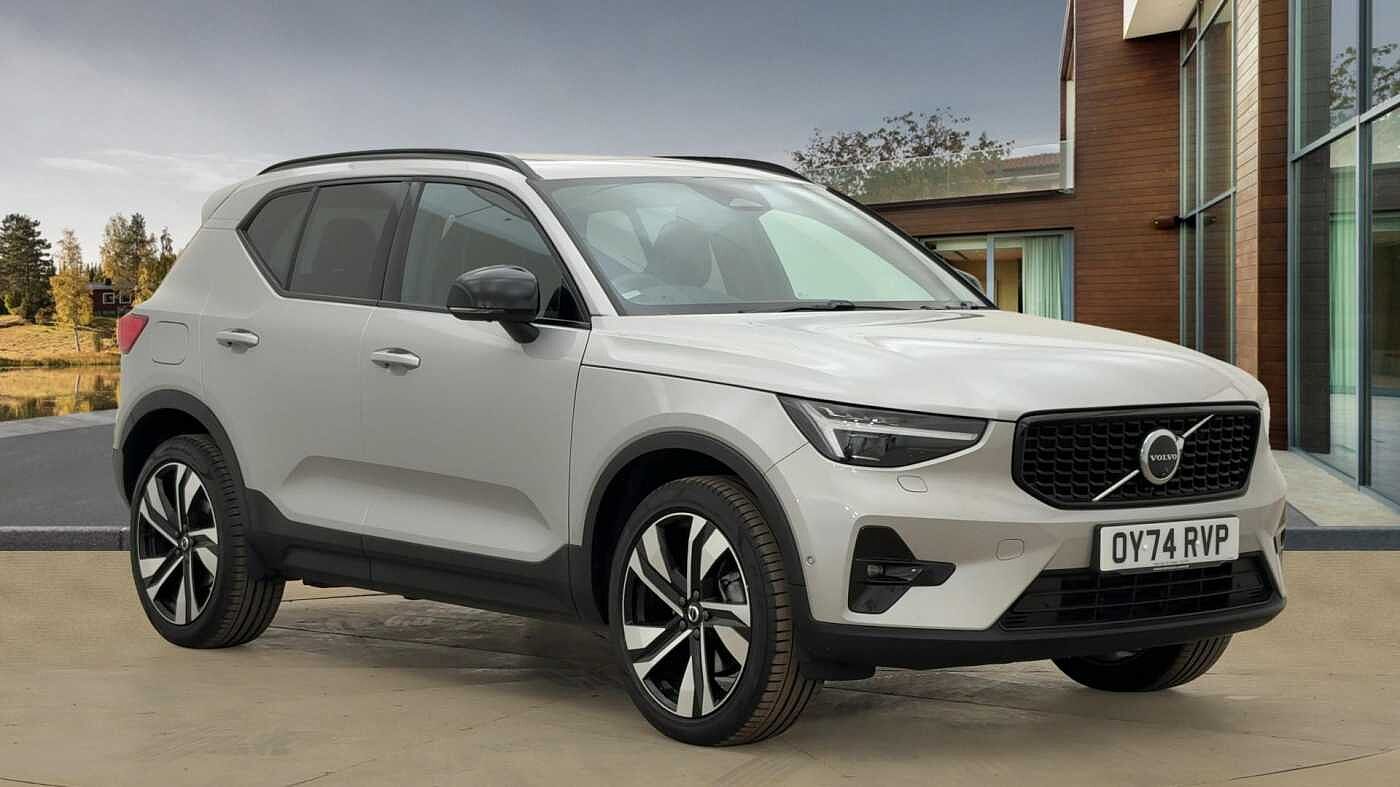 Main listing image - Volvo XC40