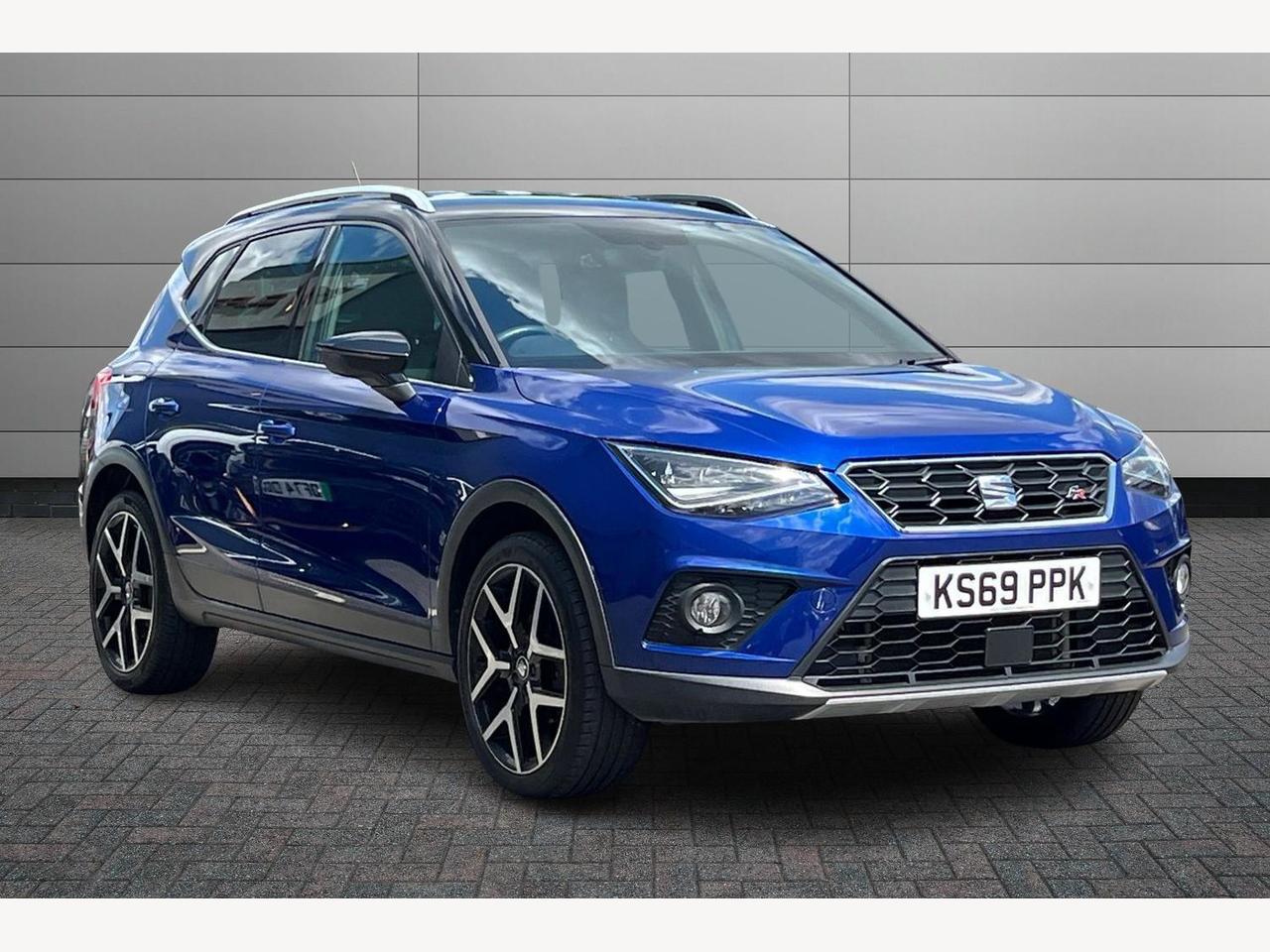 Main listing image - SEAT Arona