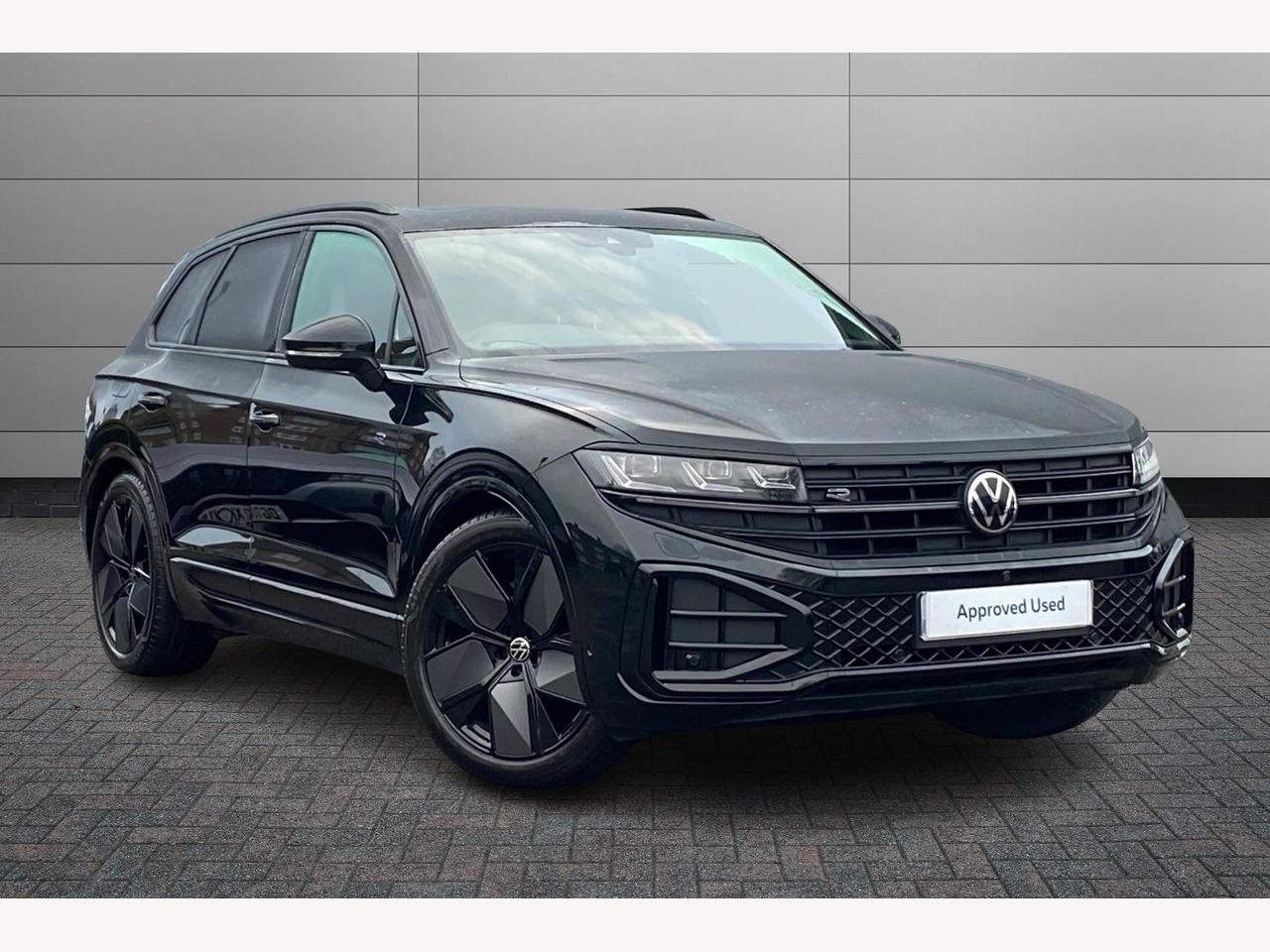 Main listing image - Volkswagen Touareg