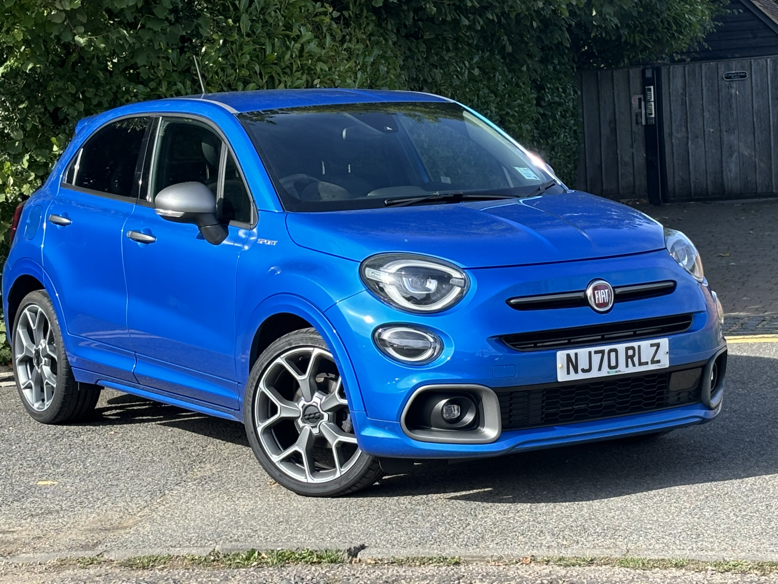 Main listing image - Fiat 500X