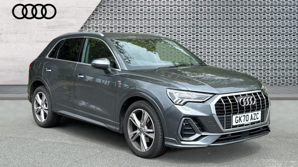 Main listing image - Audi Q3