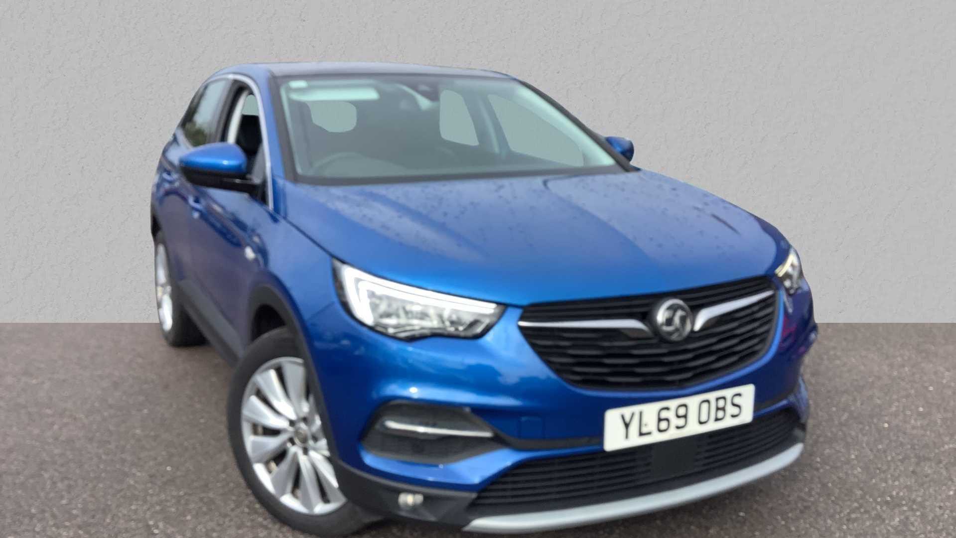 Main listing image - Vauxhall Grandland X