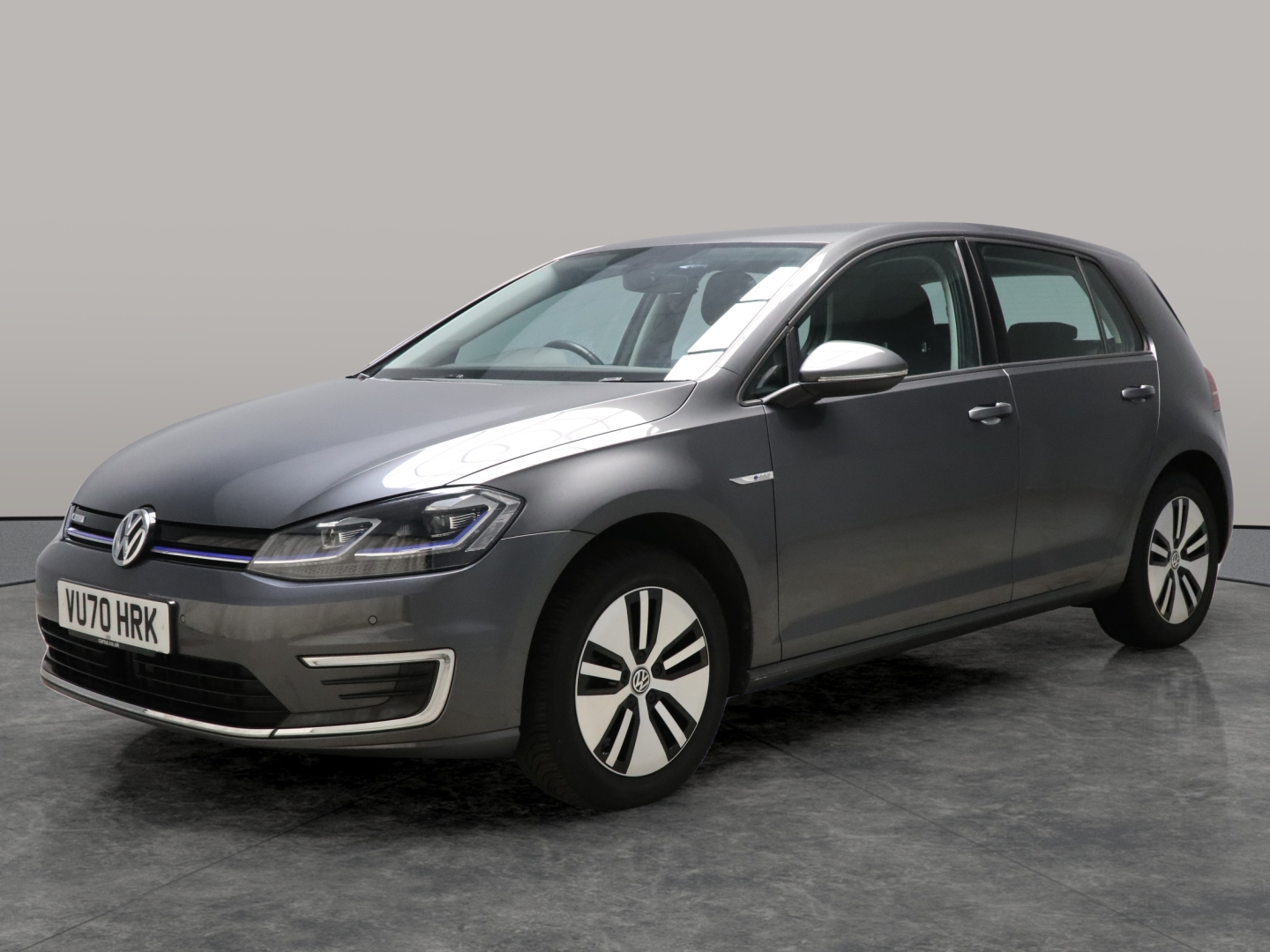 Main listing image - Volkswagen e-Golf