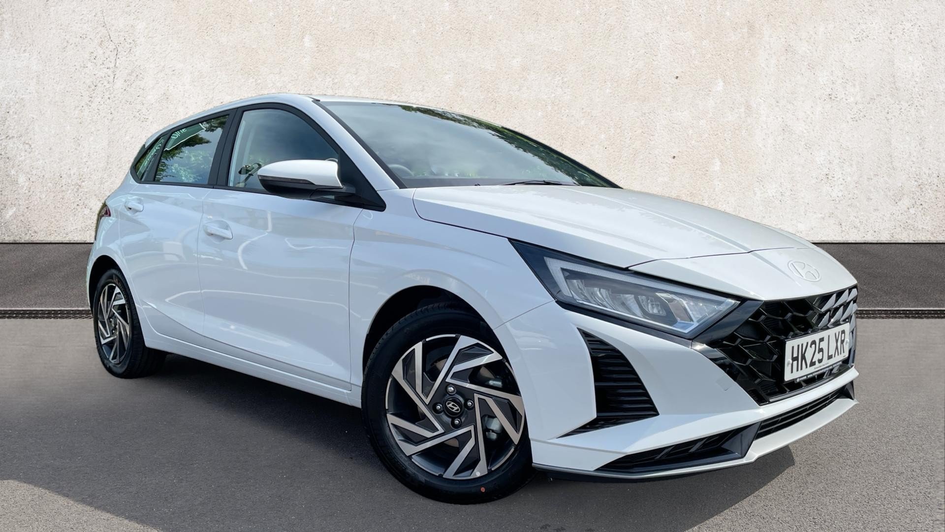 Main listing image - Hyundai i20