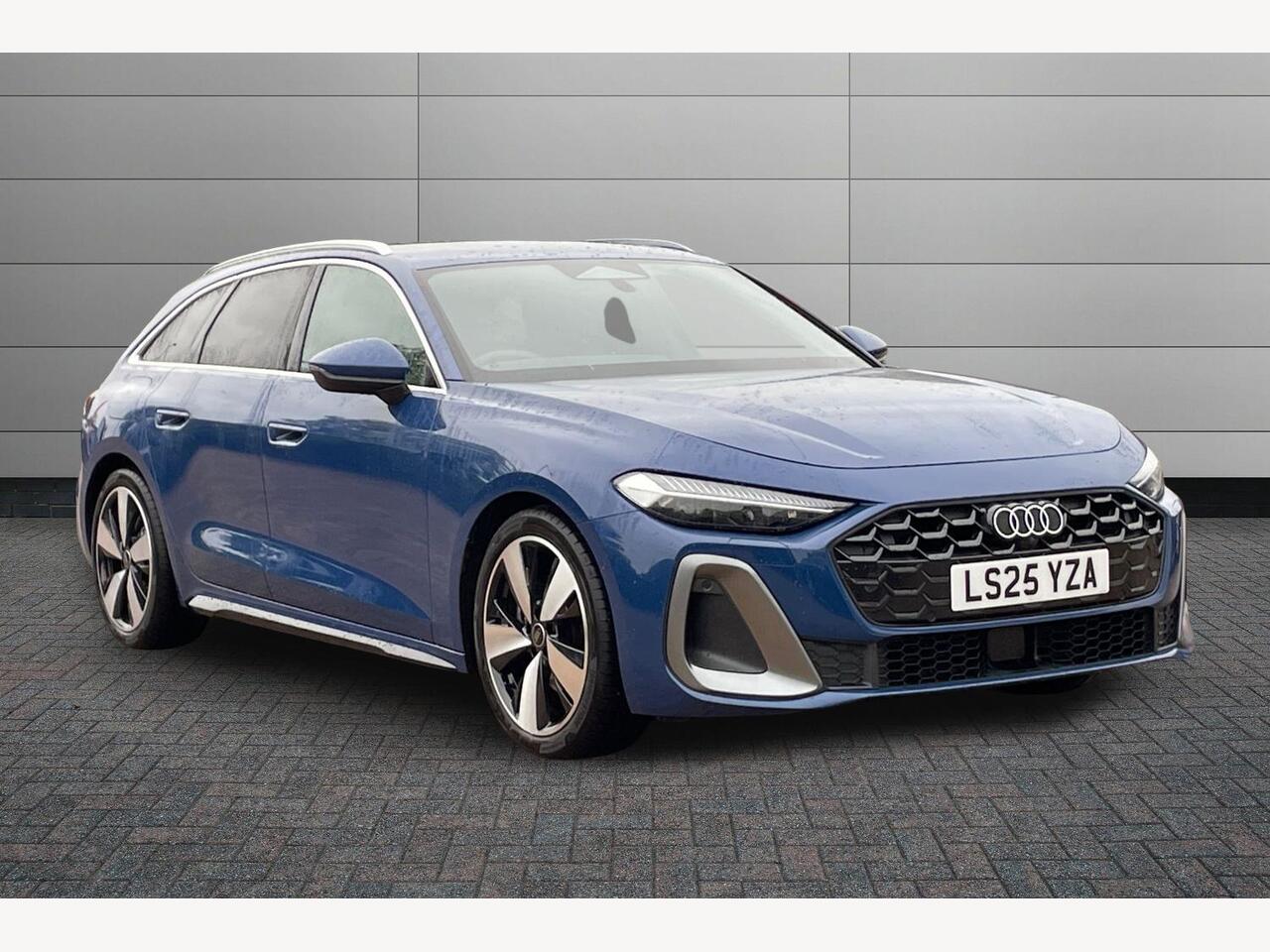 Main listing image - Audi A5