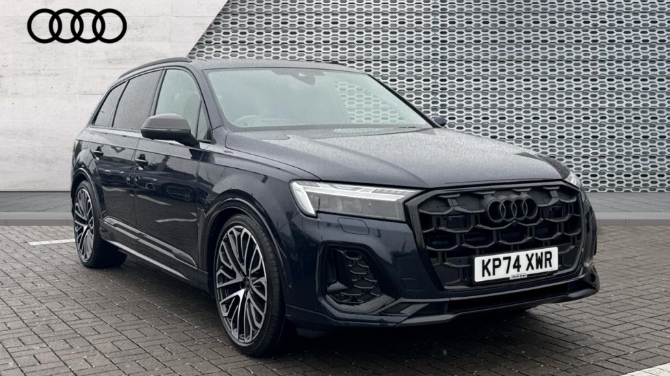 Main listing image - Audi Q7