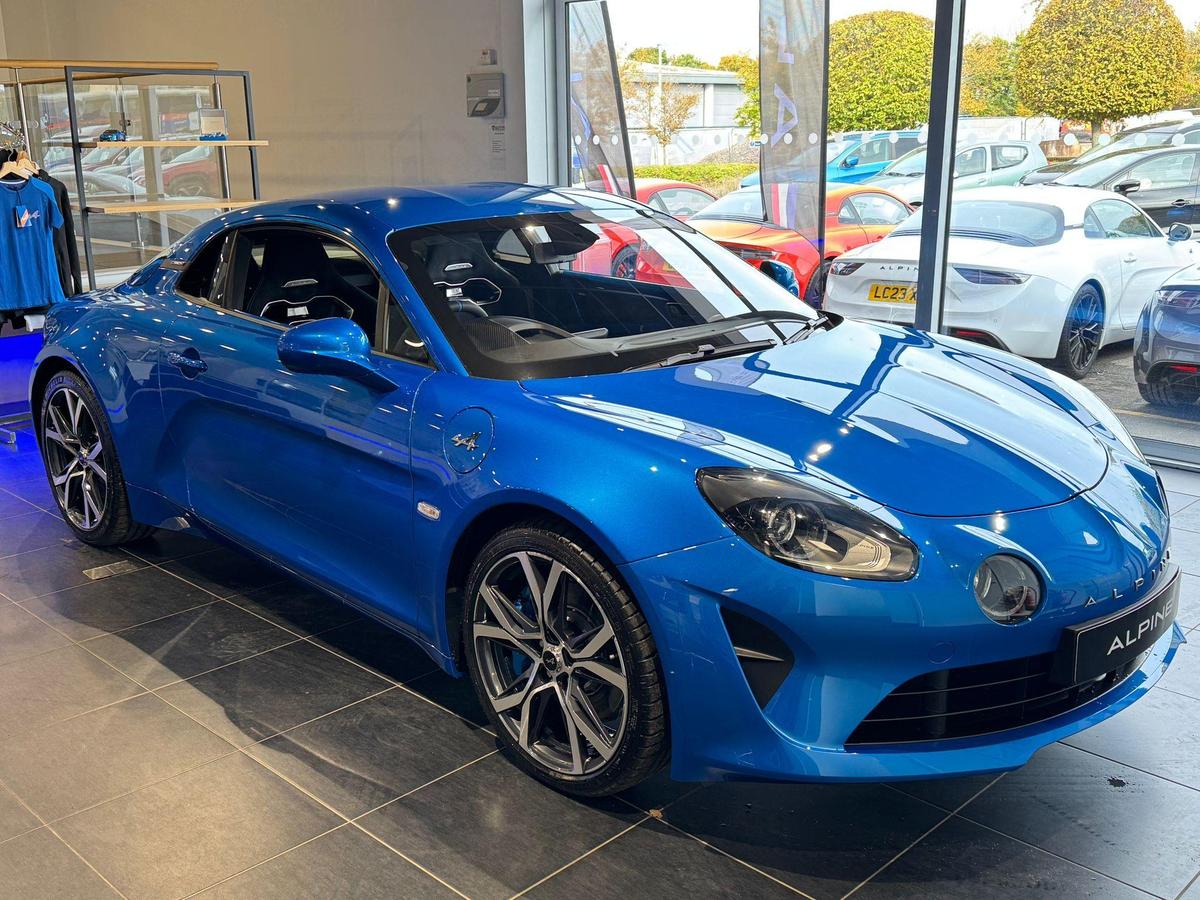 Main listing image - Alpine A110