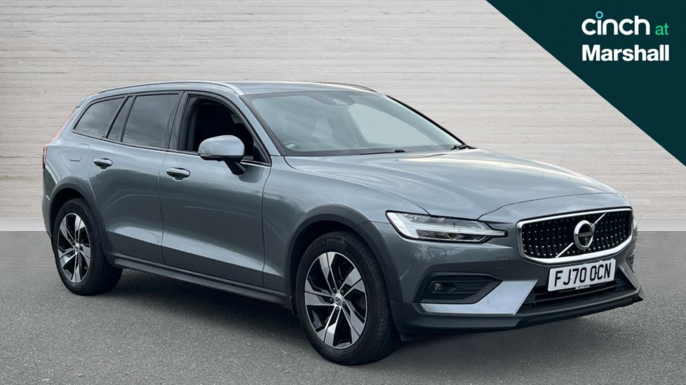 Main listing image - Volvo V60 Cross Country