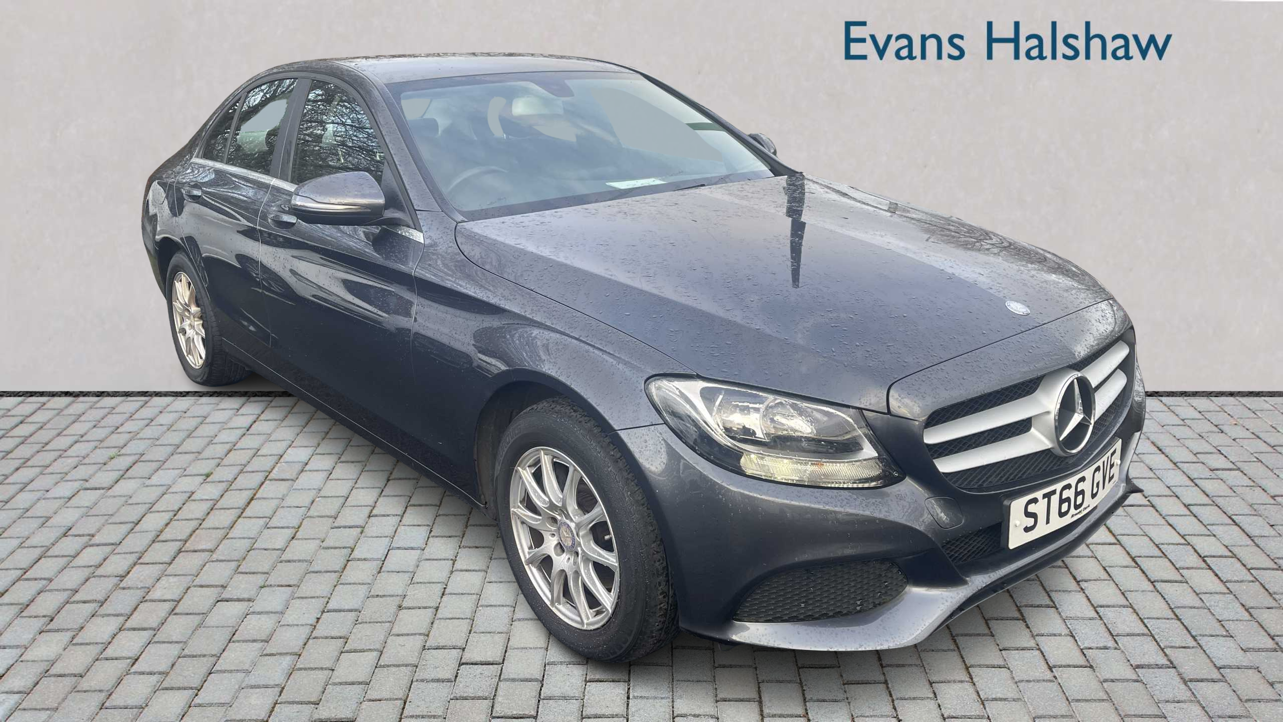 Main listing image - Mercedes-Benz C-Class