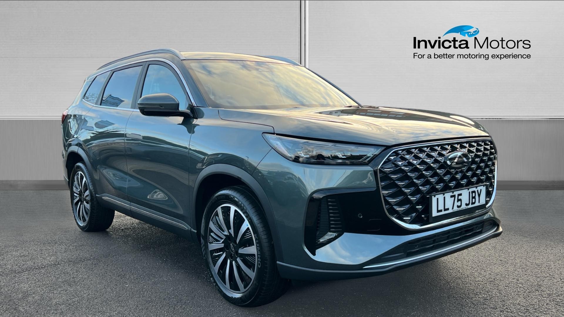 Main listing image - Chery Tiggo 8