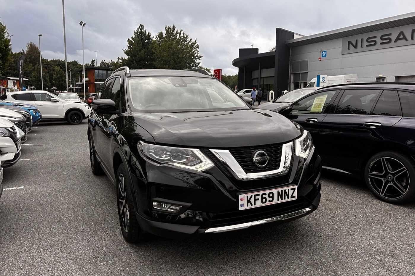 Main listing image - Nissan X-Trail