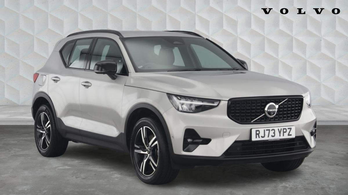 Main listing image - Volvo XC40