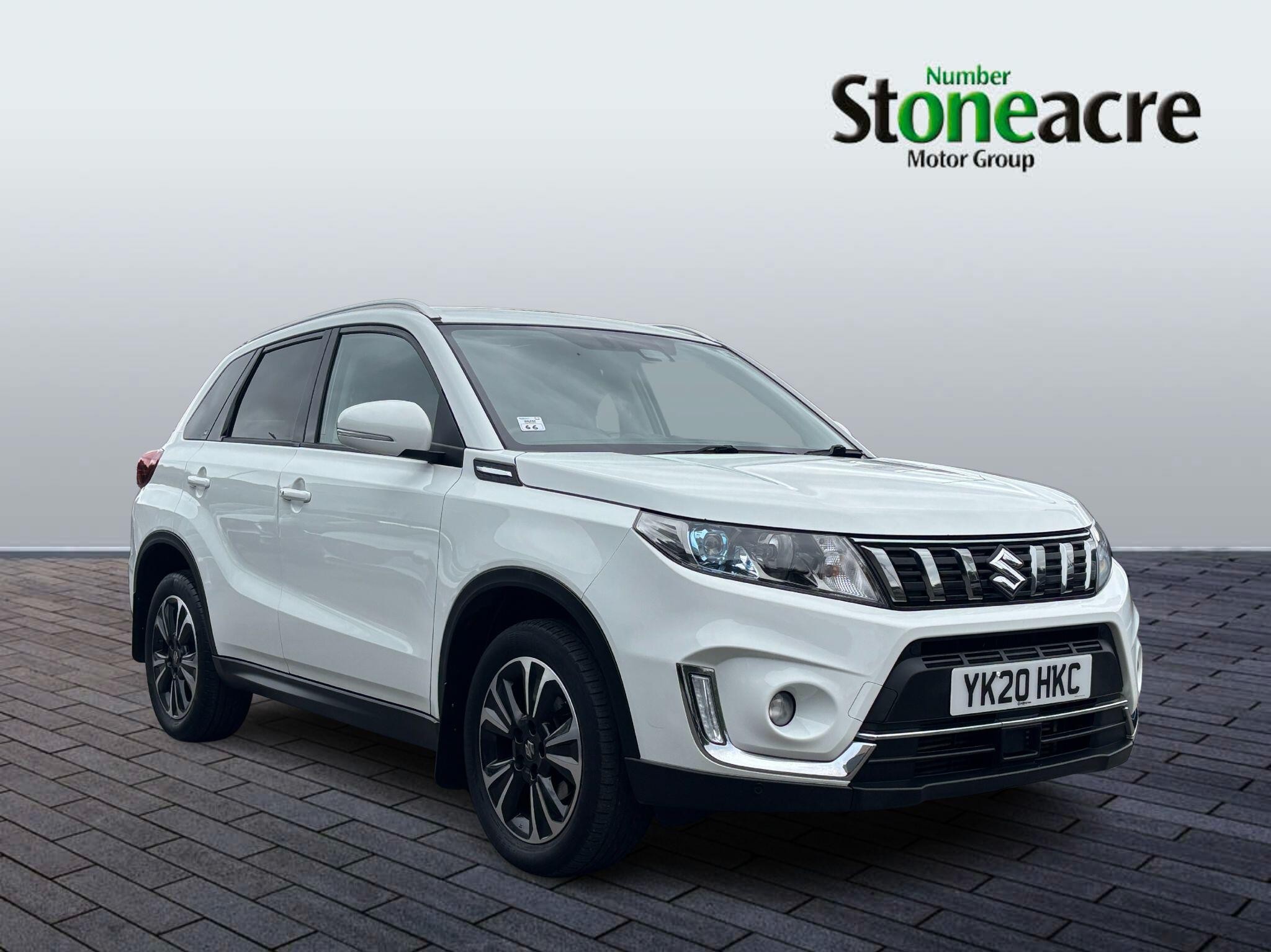 Main listing image - Suzuki Vitara