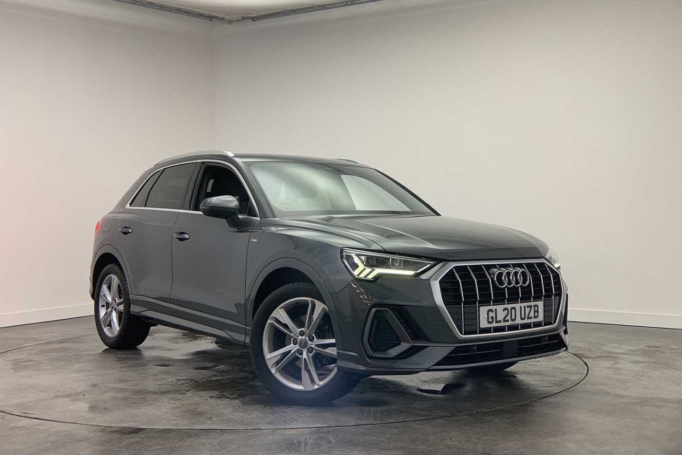 Main listing image - Audi Q3