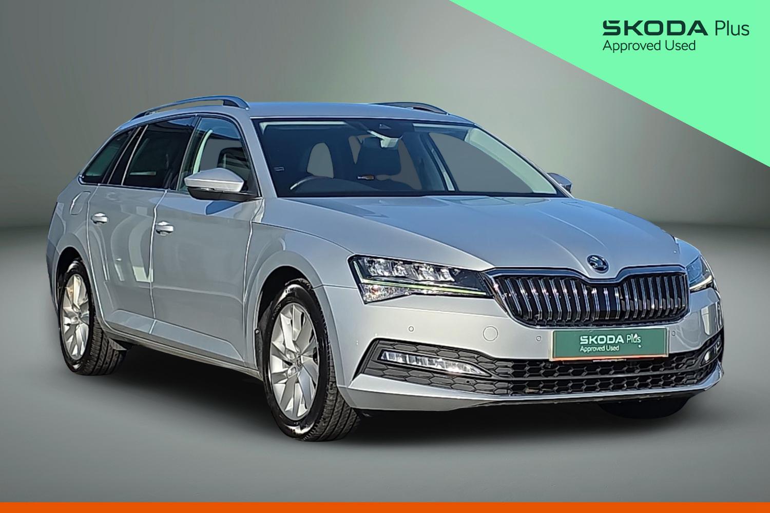 Main listing image - Skoda Superb