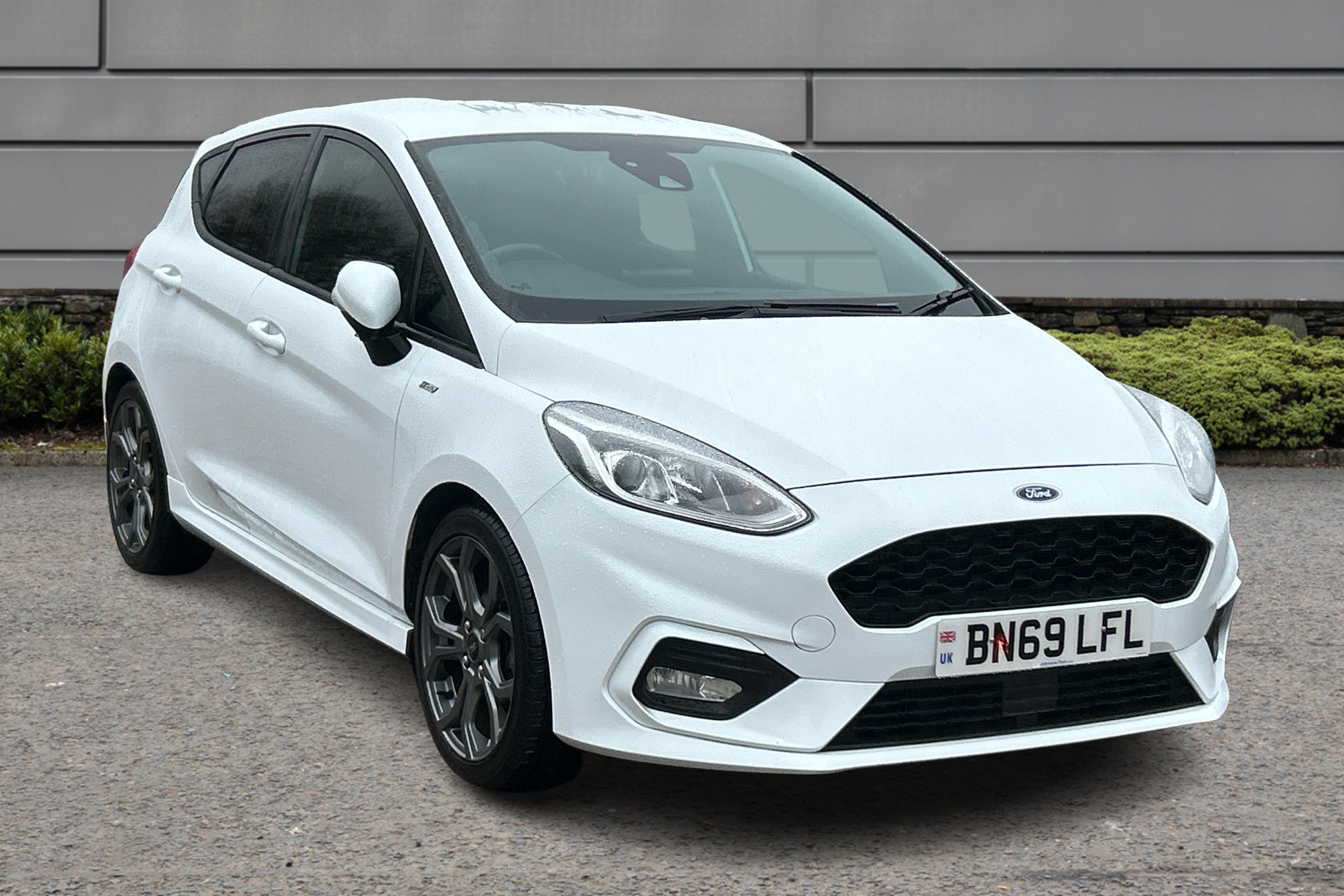 Main listing image - Ford Fiesta