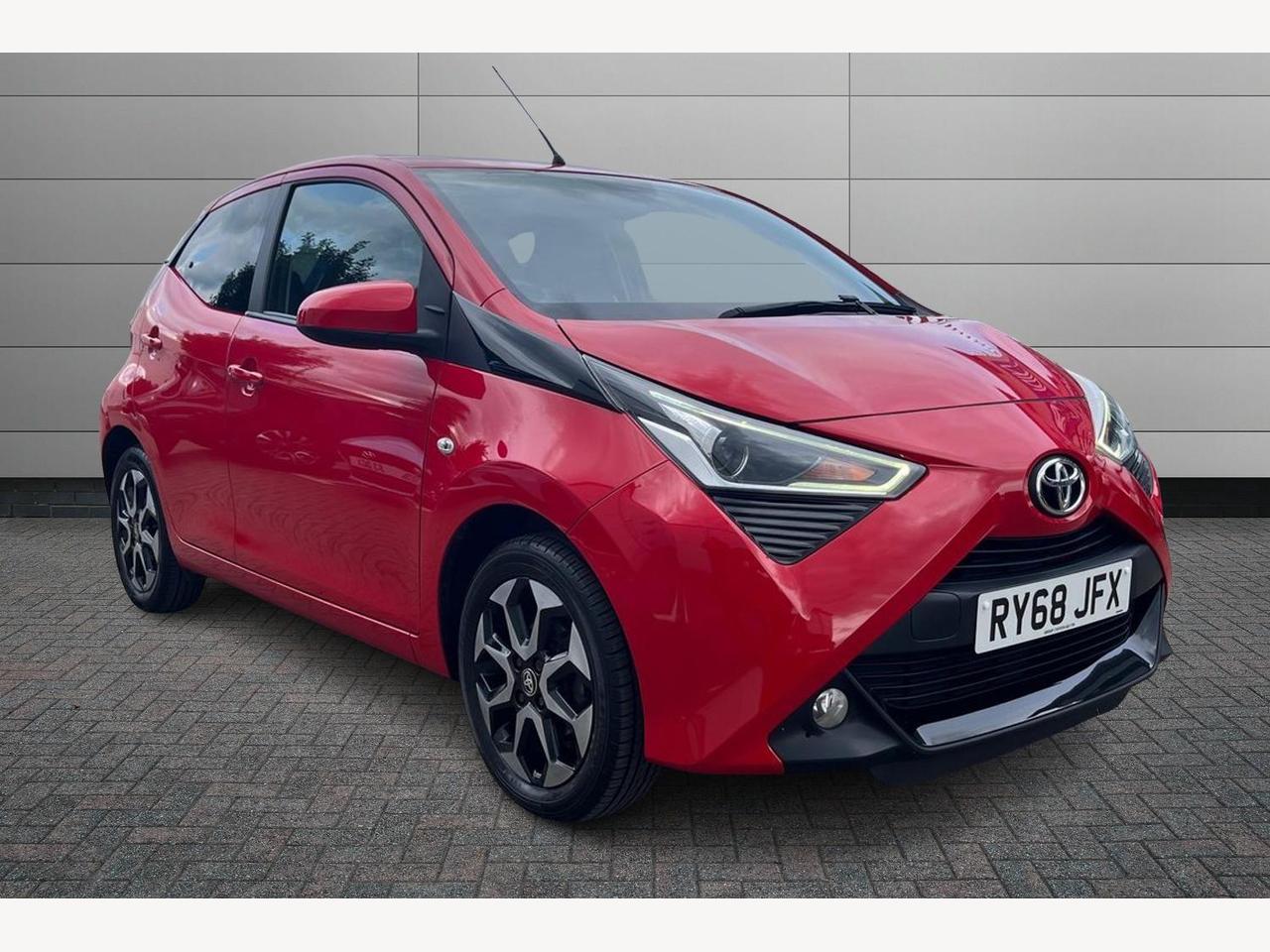 Main listing image - Toyota Aygo