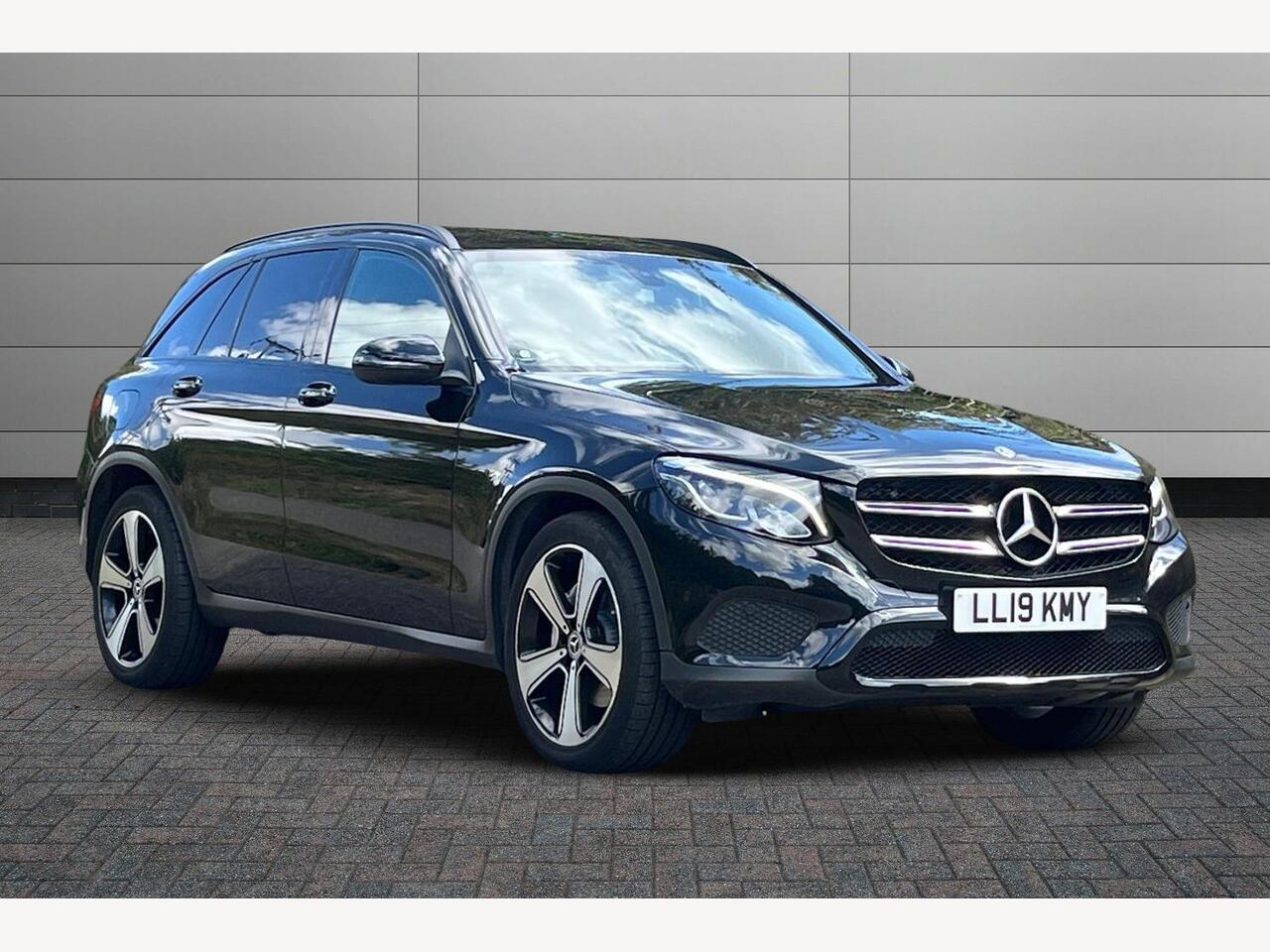 Main listing image - Mercedes-Benz GLC