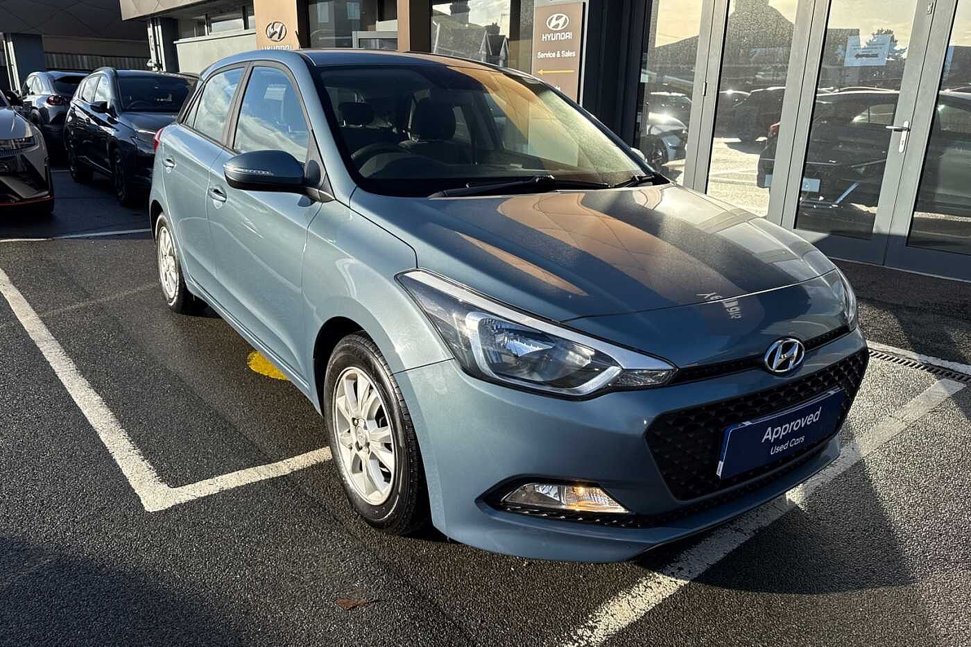 Main listing image - Hyundai i20