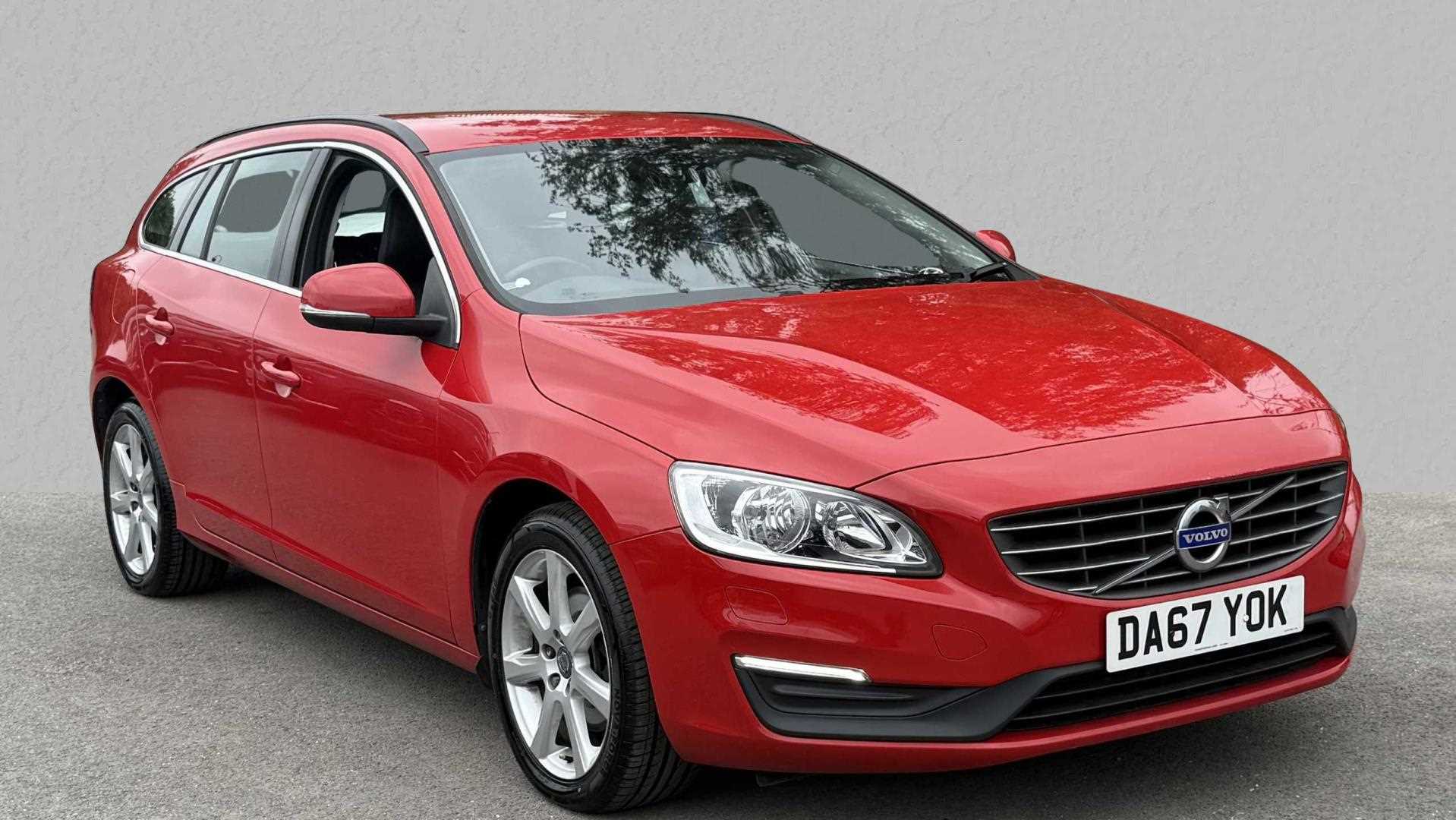 Main listing image - Volvo V60