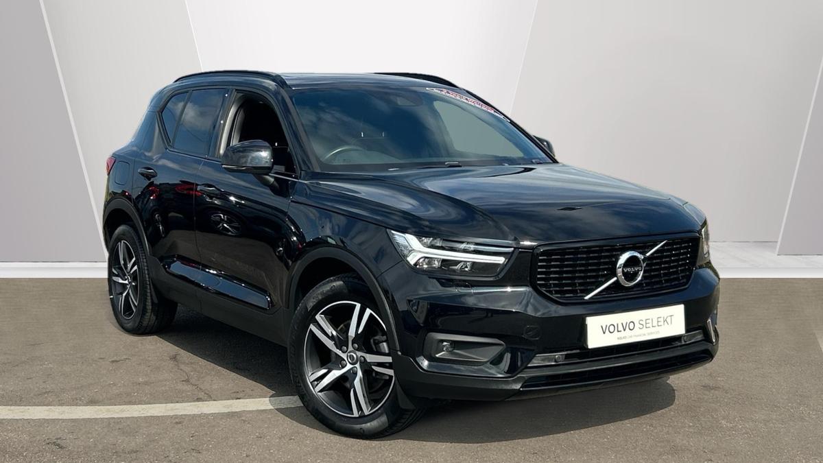 Main listing image - Volvo XC40