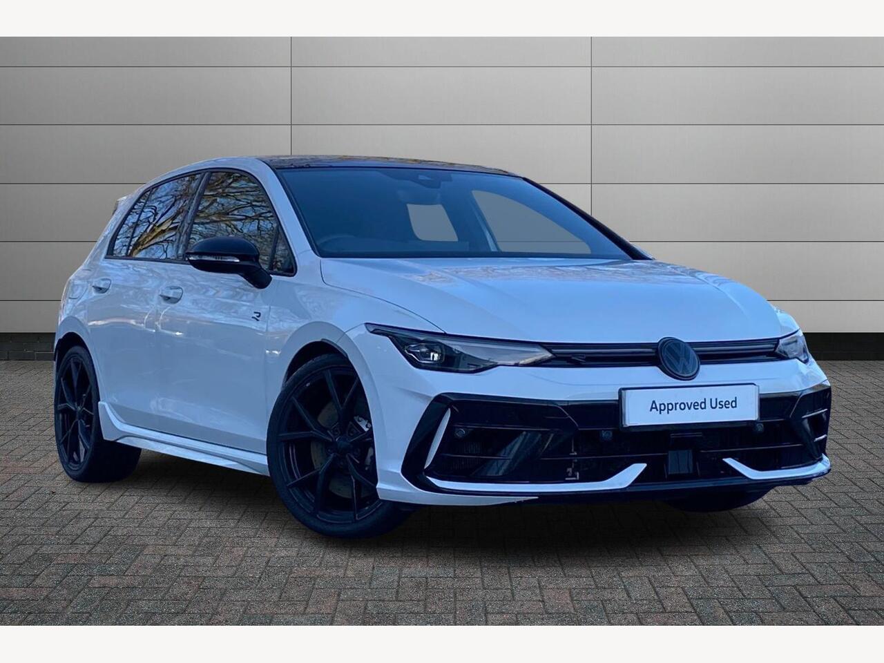 Main listing image - Volkswagen Golf R