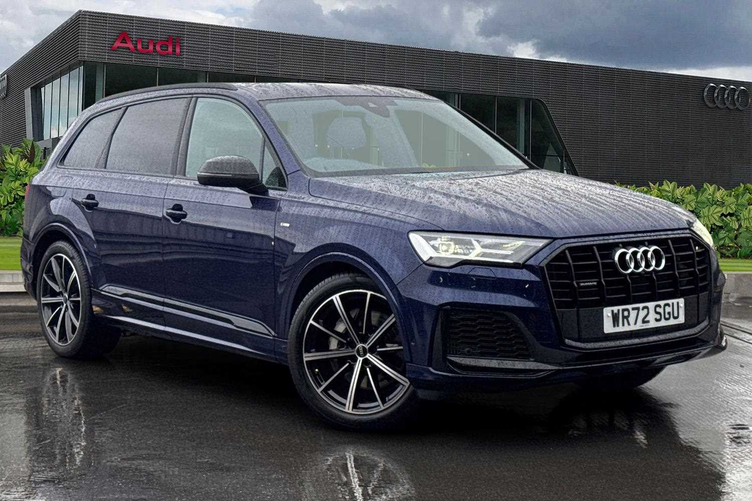 Main listing image - Audi Q7