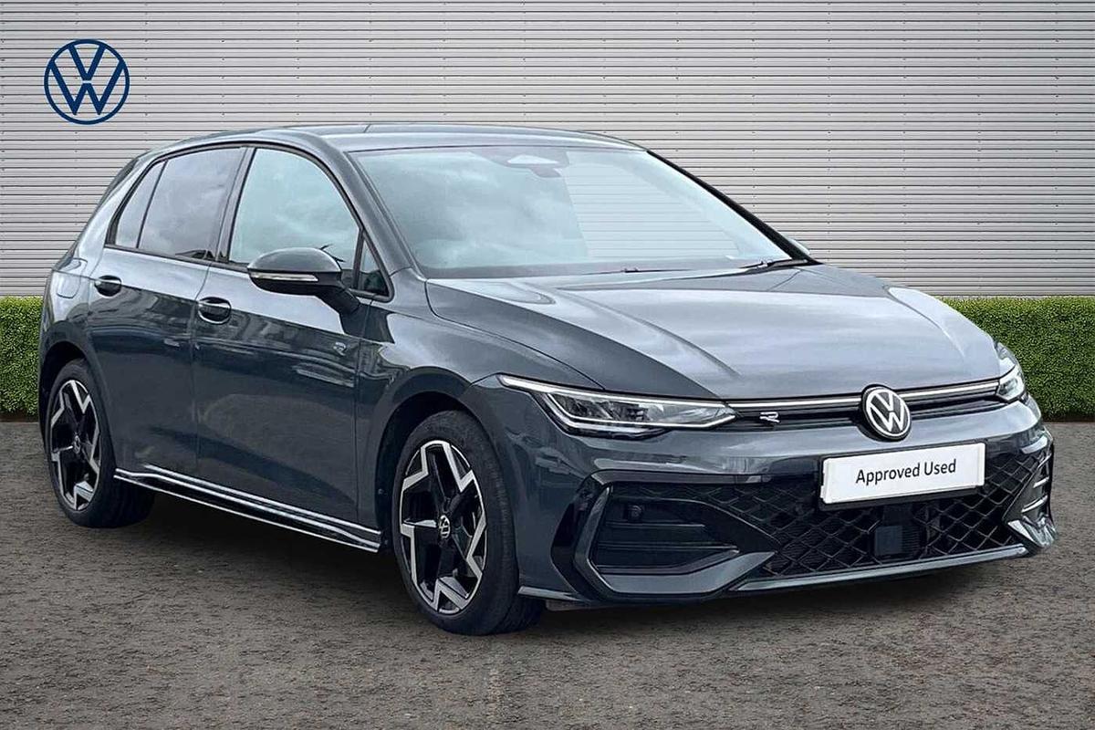 Main listing image - Volkswagen Golf