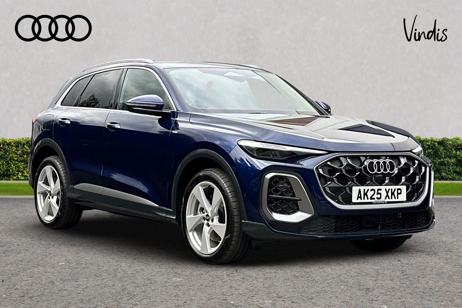 Main listing image - Audi Q5