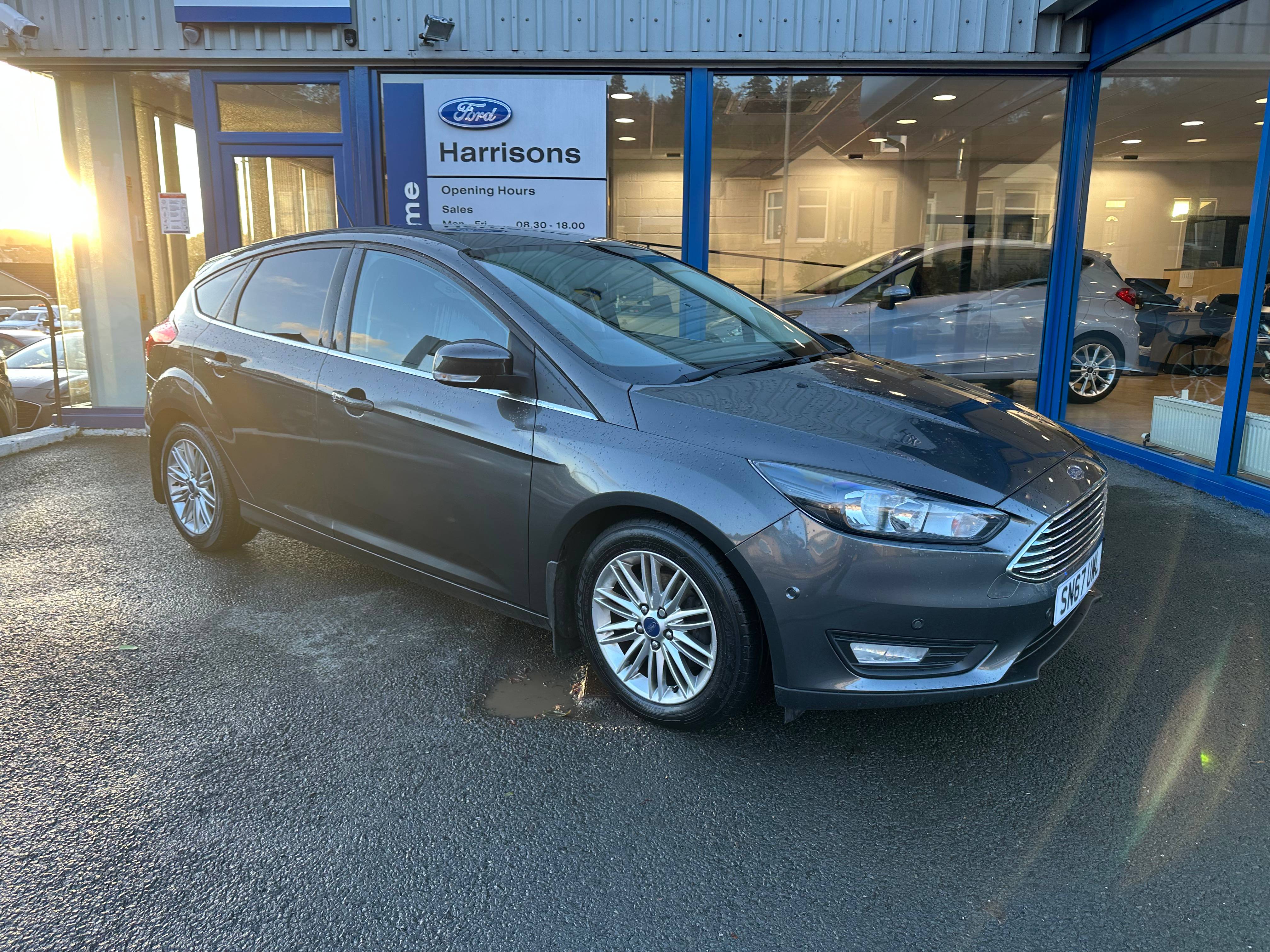 Main listing image - Ford Focus