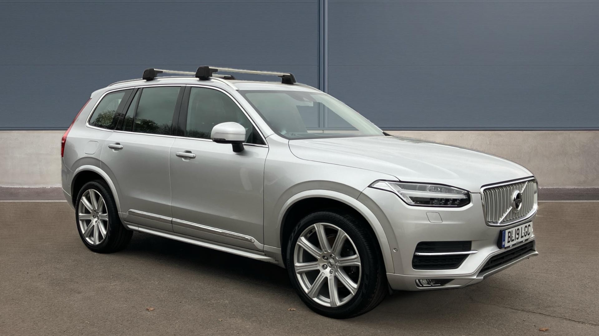 Main listing image - Volvo XC90