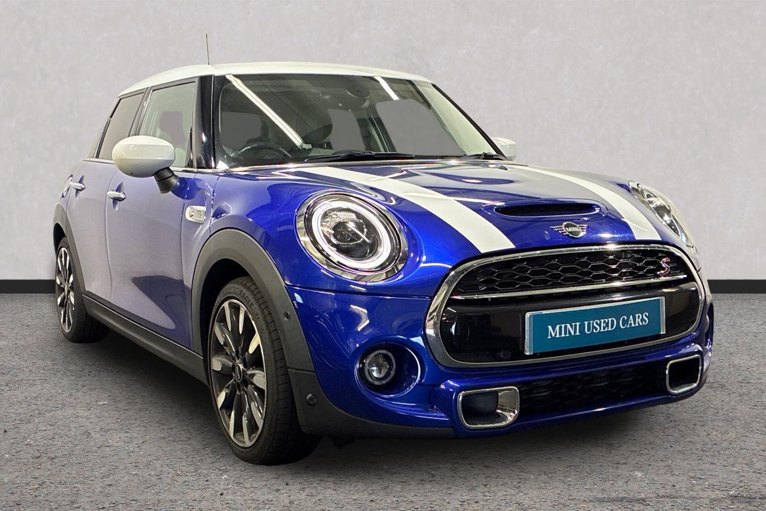 Main listing image - MINI Hatchback