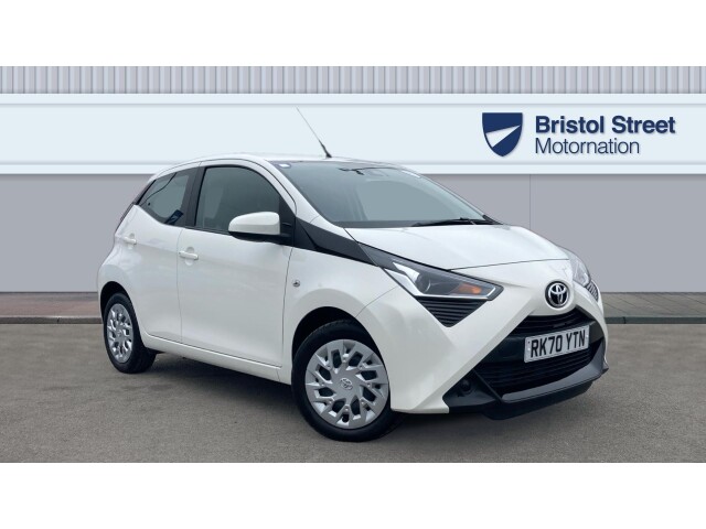 Main listing image - Toyota Aygo