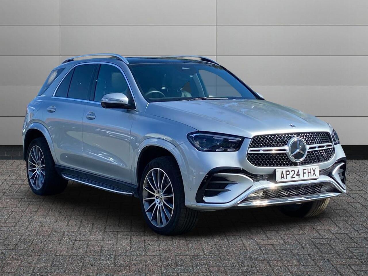 Main listing image - Mercedes-Benz GLE