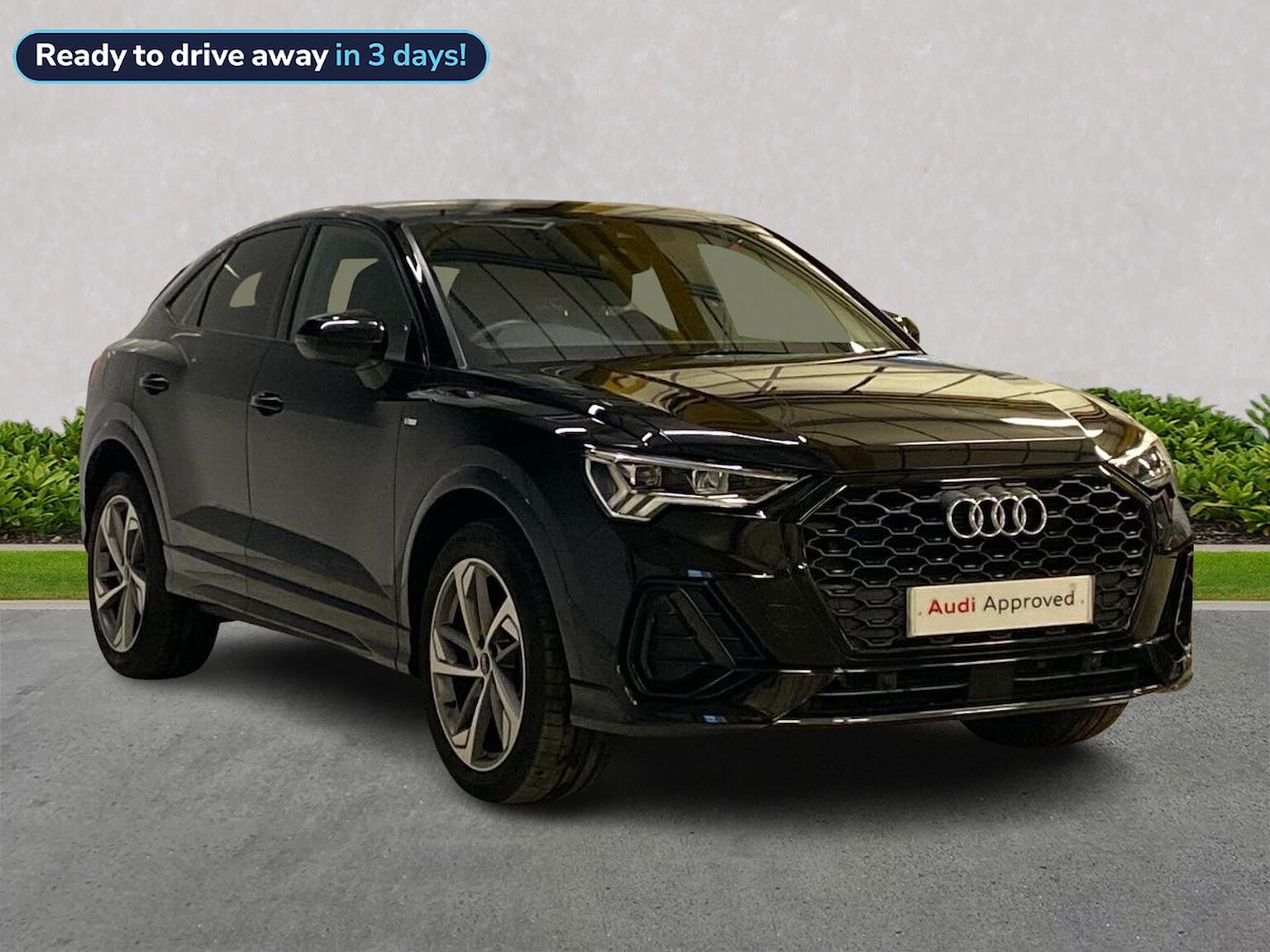 Main listing image - Audi Q3