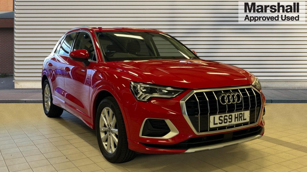 Main listing image - Audi Q3