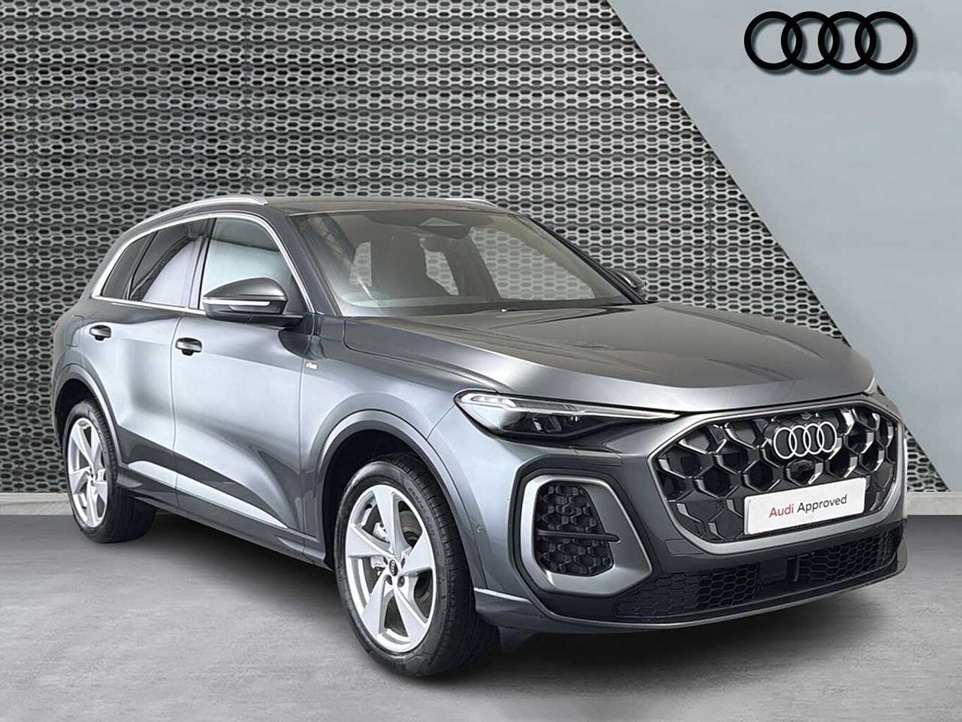 Main listing image - Audi Q5