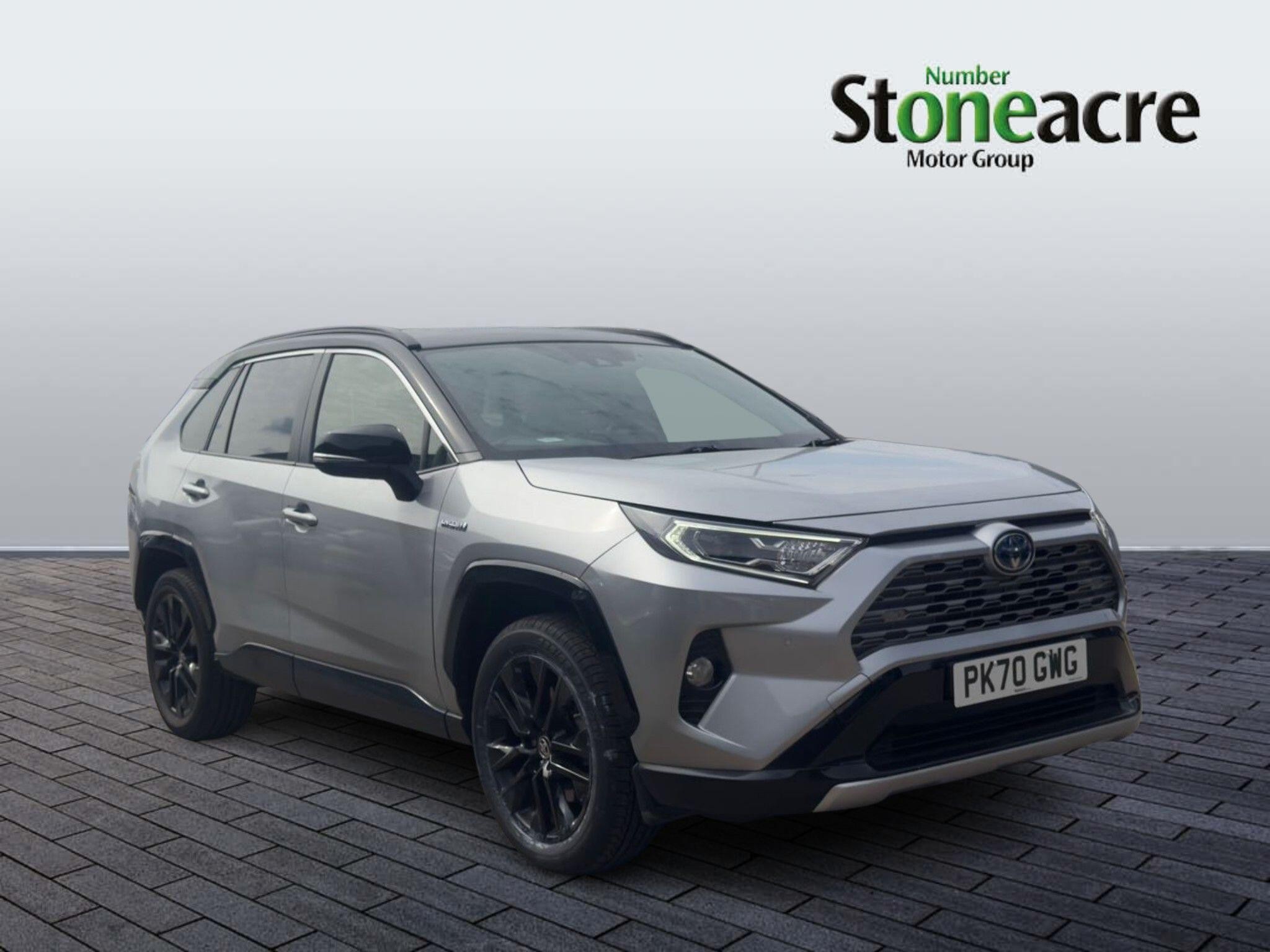 Main listing image - Toyota RAV4