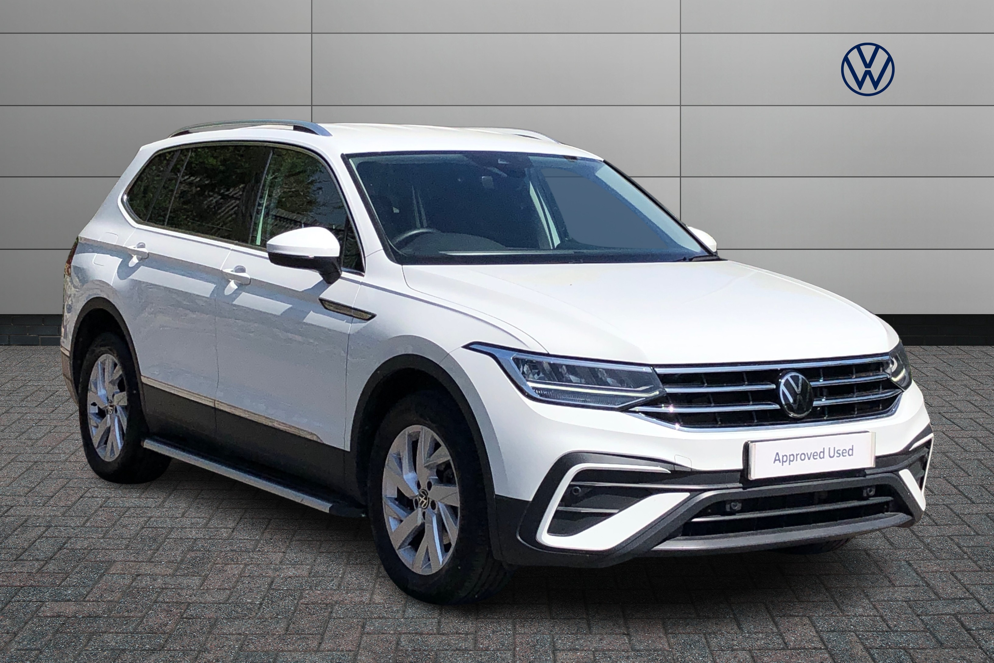 Main listing image - Volkswagen Tiguan Allspace