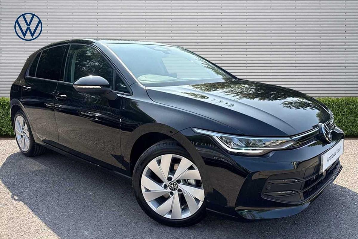 Main listing image - Volkswagen Golf