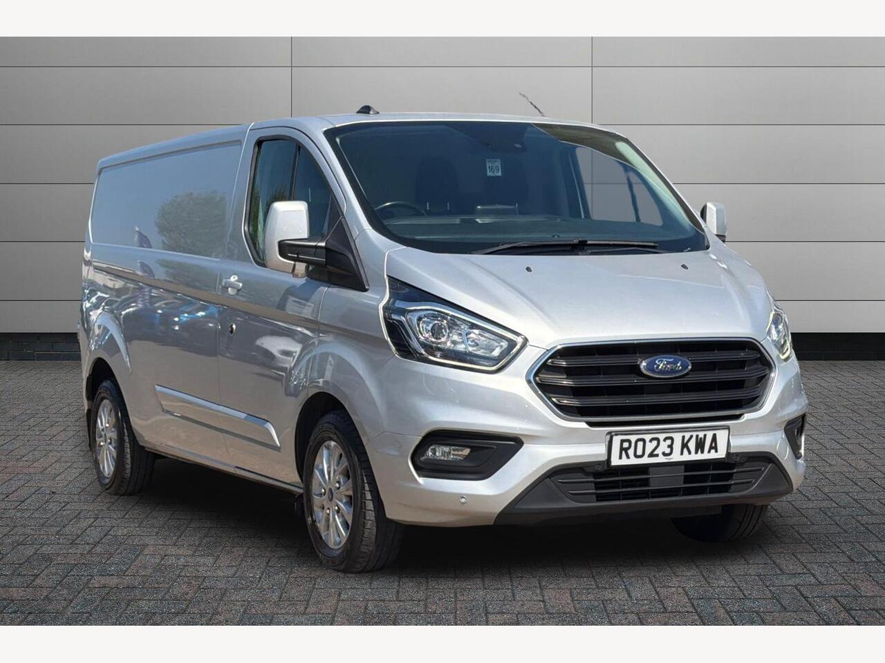 Main listing image - Ford Transit Custom