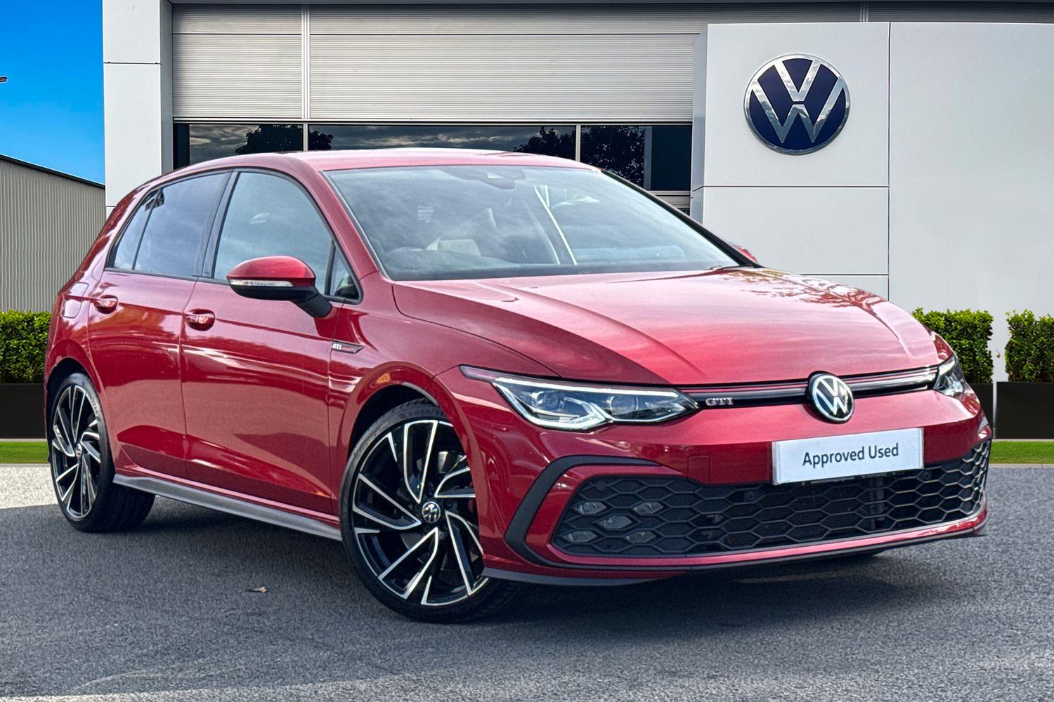 Main listing image - Volkswagen Golf