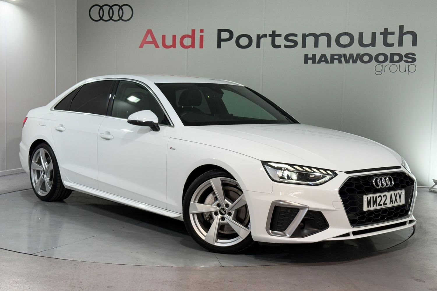 Main listing image - Audi A4