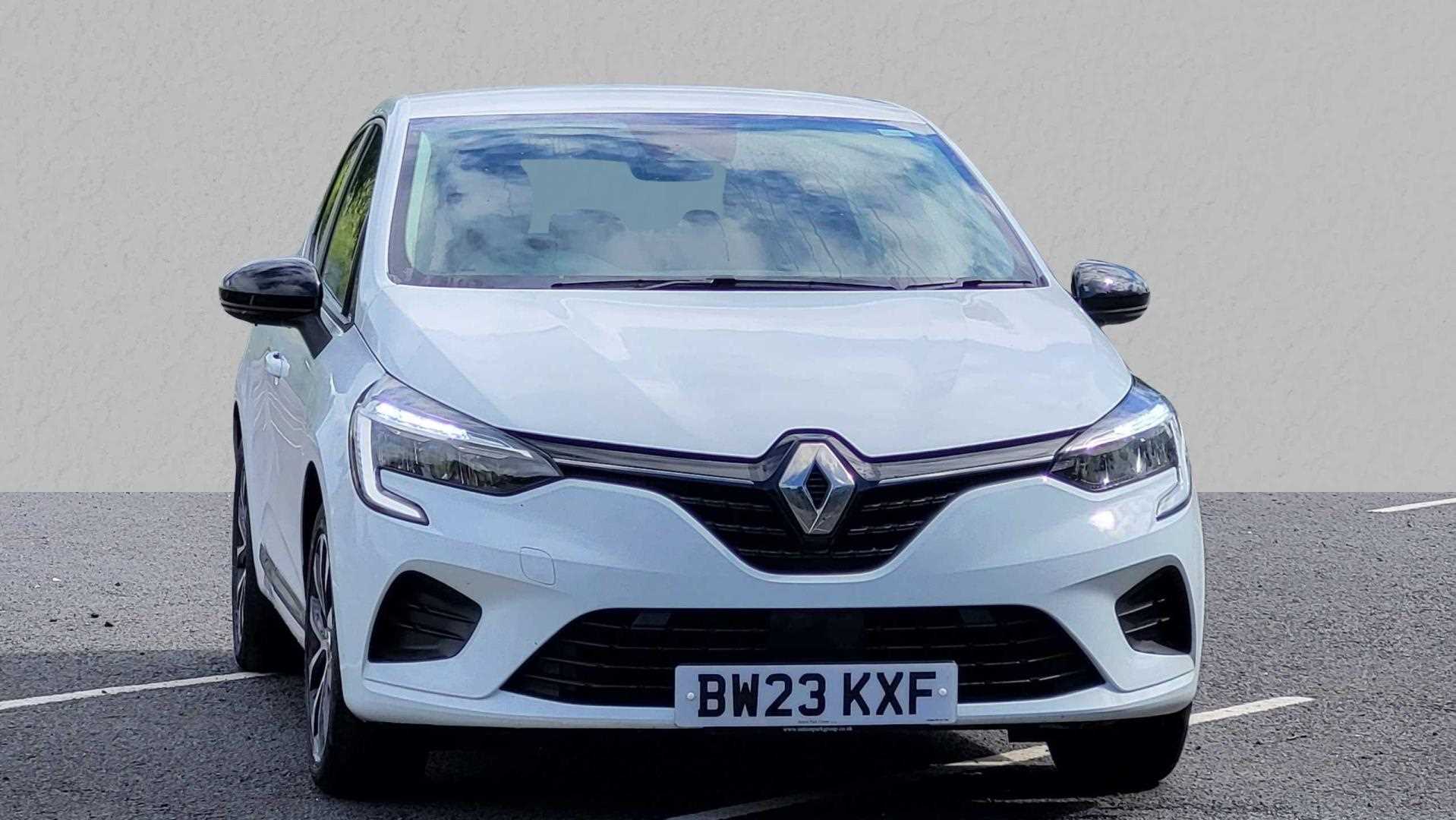 Main listing image - Renault Clio